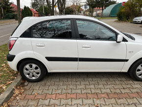 Kia Rio Sporty edition 1.4, benzín - 3