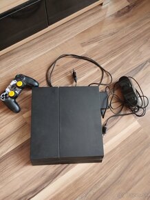 Predám PS 4  , 1Tb - 3