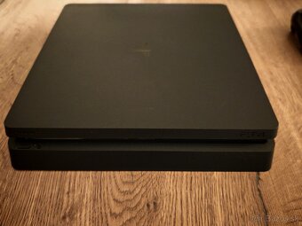 Playstation PS4 Slim 1TB - 3