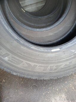 Falken 225/75R16C - 3