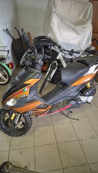 Aprilia sr50 - 3