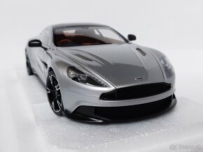 1:18 - Aston Martin Vanquish S (2017) - AUTOart - 1:18 - 3