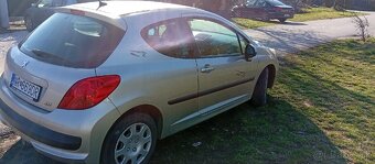 Peugeot 207 - 3