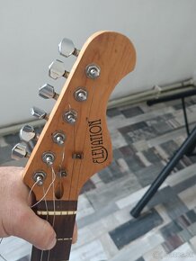 Gitara elektrická z kombom - 3