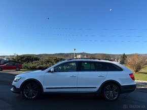 Škoda Superb Outdoor DSG 2015 - 3