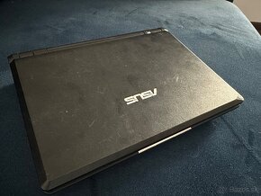 ASUS EEE PC 900AX - 3