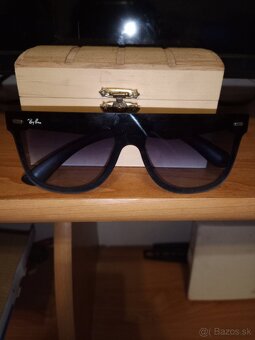 Ray-Ban - 3