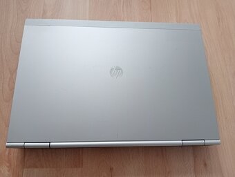 predám ntb HP elitebook 8470p / 4gb ram / Intel core i5 - 3