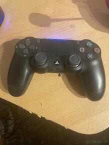 ps4 pro - 3