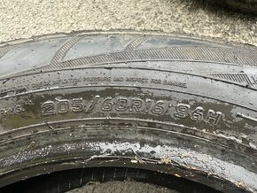 205/60r16 - 3