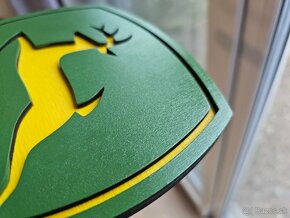 JOHN DEERE Drevené 3D logo 35x20cm - 3