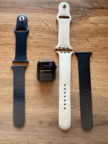 Apple Watch series 6 40mm, aluminium & ceramic case - 3