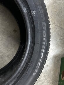 215/55R17 Zimný plášť BFGoodrich - 3