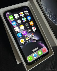 iPhone XR 64GB black - 100% batéria - 3