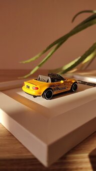 Mazda MX-5 v ráme HotWheels - 3