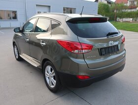 Hyundai ix35 r.2012 2,0 CRDi 4x4, PREMIUM, park.kam, AUTOMAT - 3