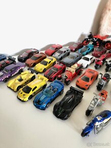 Hotwheels 2 - 3