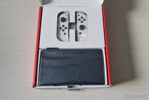 NIntendo switch OLED white - 3