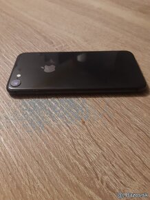 iPhone 8 / 256GB čierny pekný stav - 3