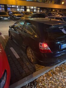 Honda Civic 1.7 - 3