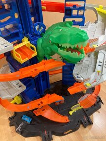 Hot Wheels Ultimate Garage Dinosaur - 3