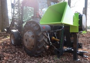 Štiepkovač Štěpkovač špalíkovač za traktor JIRBO - 3