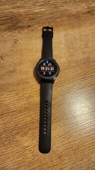 Samsung Galaxy Watch 42mm Black SM-R810 - 3