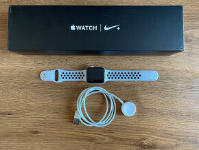 Apple Watch 4 Nike - 3