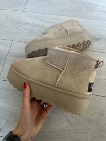 Dámske UGG mini béžové - 3