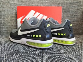 NIKE AIR MAX - 3