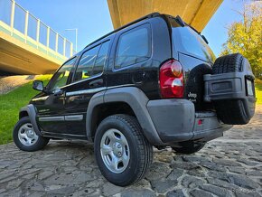 Jeep Cherokee 2,5CRD /4x4/ MANUAL /BEZ KOROZIE /gar.km/ - 3