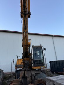 LIEBHERR kolesový nakladač bager A 904 - 3