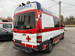 Mercedes-Benz Sprinter 3.0 CDI Sanitné vozidlo - automat - 3