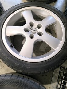 225/45r17 - 3