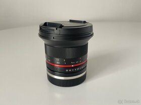 Širokouhlý manuálny objektív Samyang 12mm (Sony) - 3