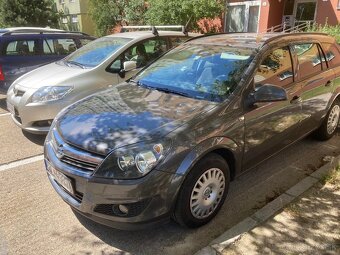 Predám Opel Astra Caravan H 2012 - 3