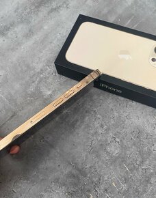 iPhone 13 pro gold - 3