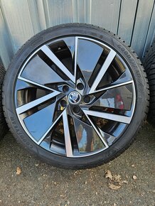 Zimní alu kola Vega 19" Škoda Superb 235/40 R19 - 3