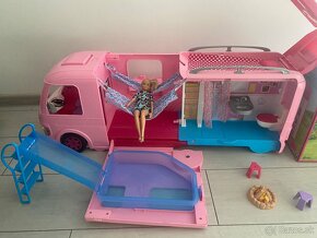 Barbie karavan - 3