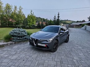 Alfa Romeo Stelvio Quadrifoglio Q4 QV - 3