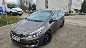 Kia Cee´d SW 1.6 CRDi VGT Platinum - 3