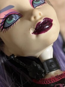 Monster High Spectra Vondergeist - 3