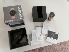 Garmin Vivoactive 4S LightGold/Pink - 3