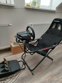 Logitech G29 a Playseat challenge - 3