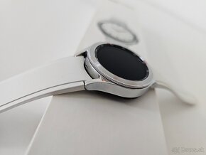 Samsung Galaxy Watch 4 Classic Silver 42mm - 3