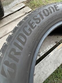 Bridgestone 235/55 R19 4x=250€ - 3