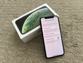 iPhone Xs 64GB - 3