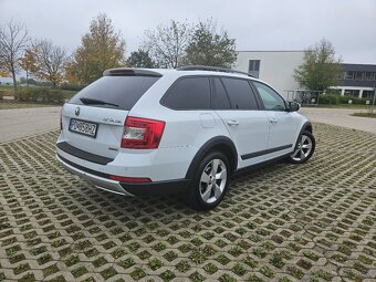 Škoda Octavia Scout 2.0TDI DSG - 3