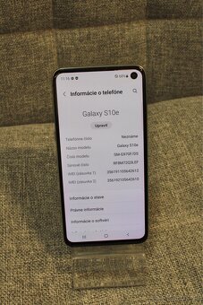 Samsung Galaxy S10e (plne funkčný) super stav - 3