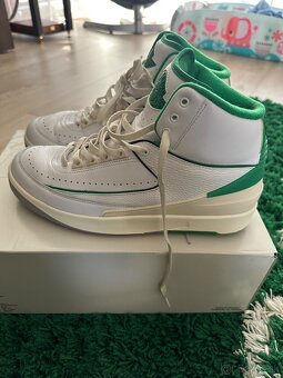 Air Jordan Retro 2 - 3